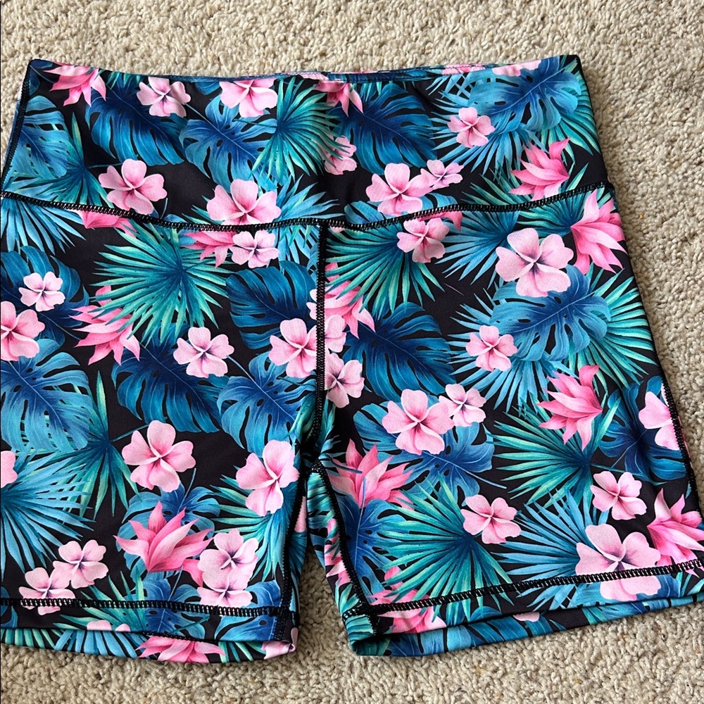 Love Her Shop Athletic Floral Print Women's Bike Shorts